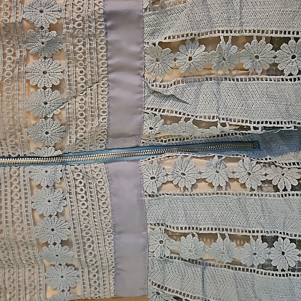 NWT Stunning Glory Connection Gemma Midi Lace Overlay Dress Sz. L Fits Like M - Picture 10 of 15